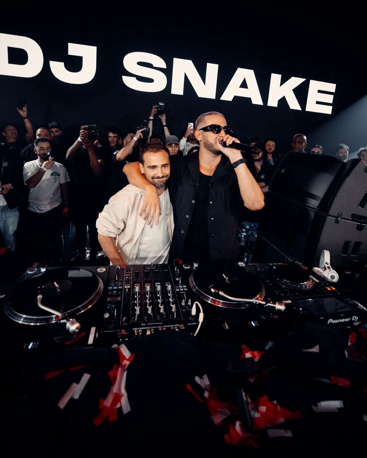 Cameleon Agency on tour